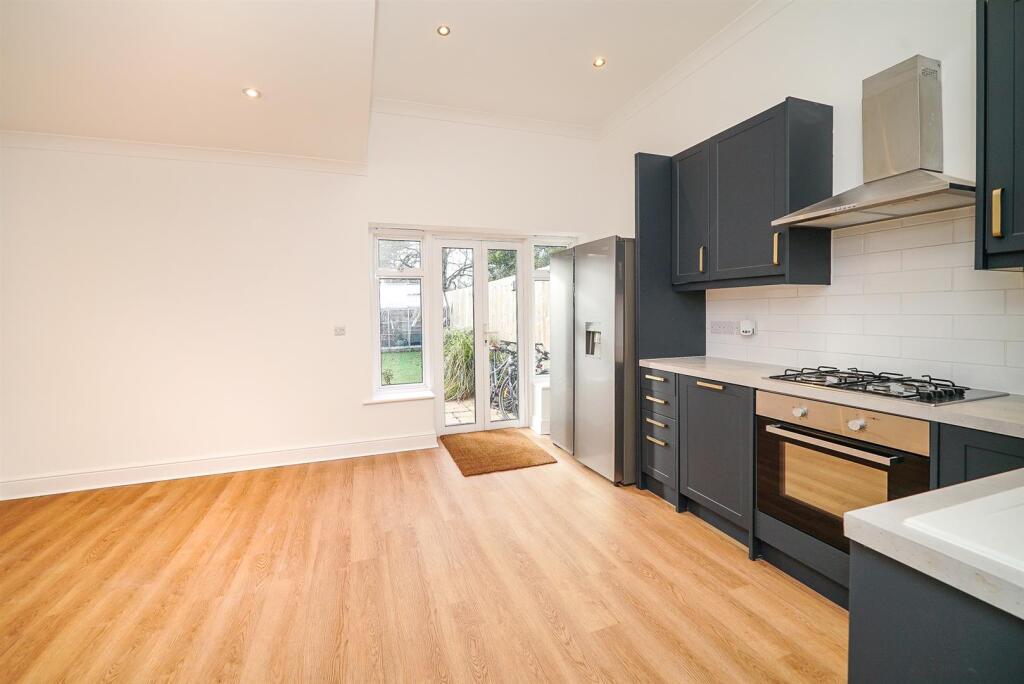 Kitchen/Lounge/Dining Room