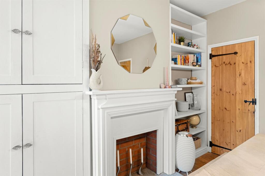 33HenleyRd-006.jpg