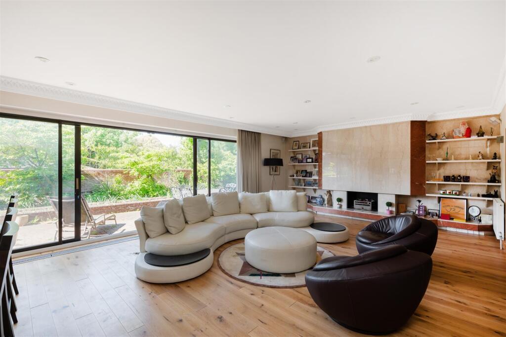 1 Abbey View Hi-5.jpg