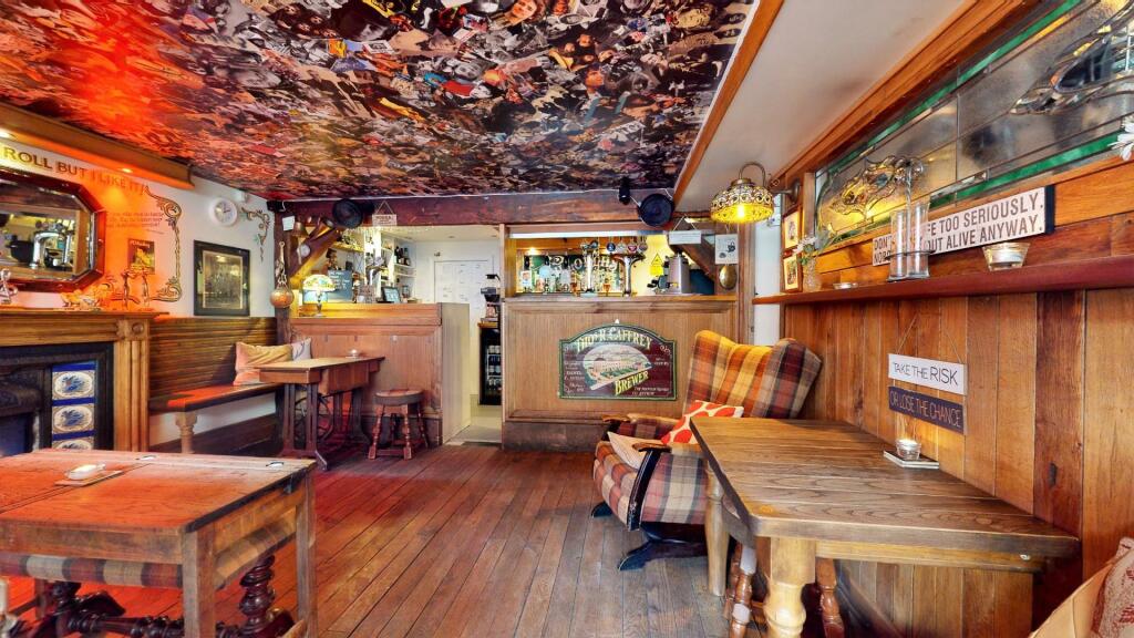 Irish-Bar-06142023_161823.jpg