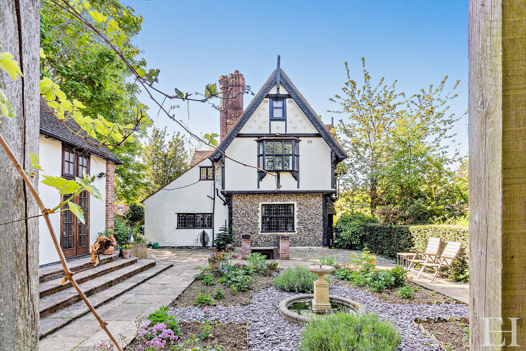 8646346-exteriorW...