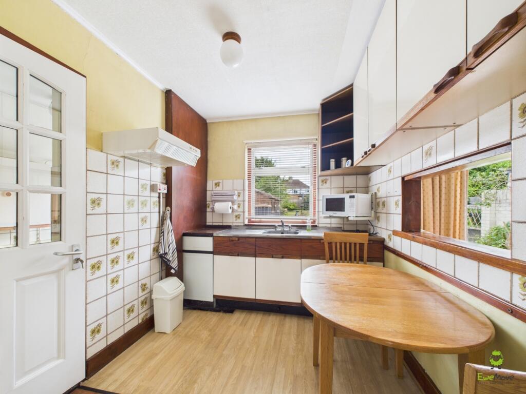 Presented by Nicoleta at EweMove Bexleyheath and D