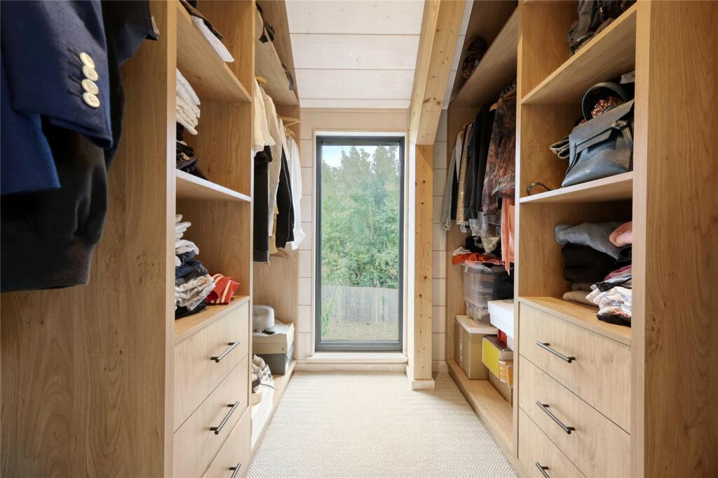 Walk In Wardrobe