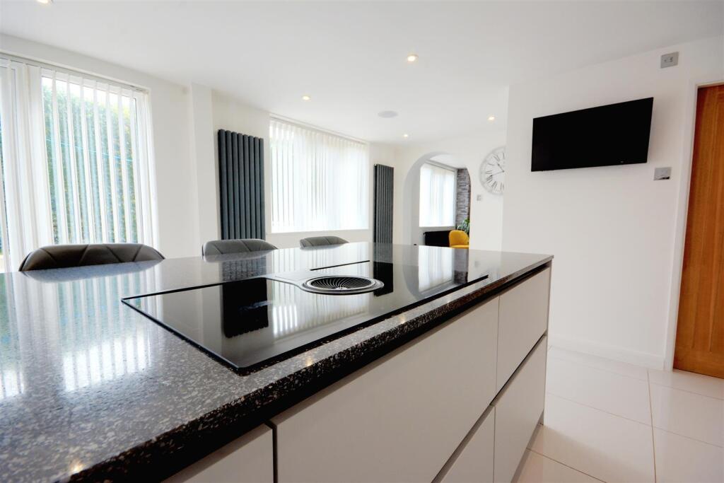 Breakfast Kitchen