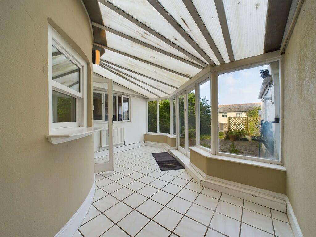 CAM02089G0-PR0310...