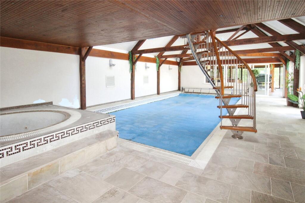 Swimming Room
