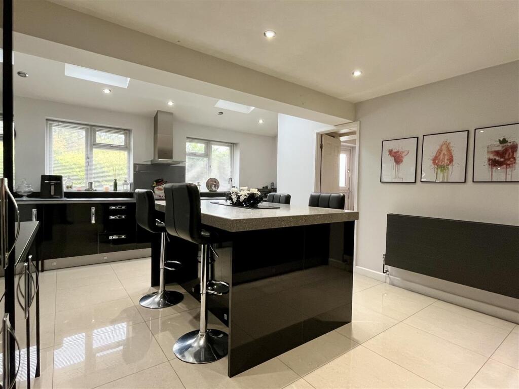 Fitted Kitchen.jpeg