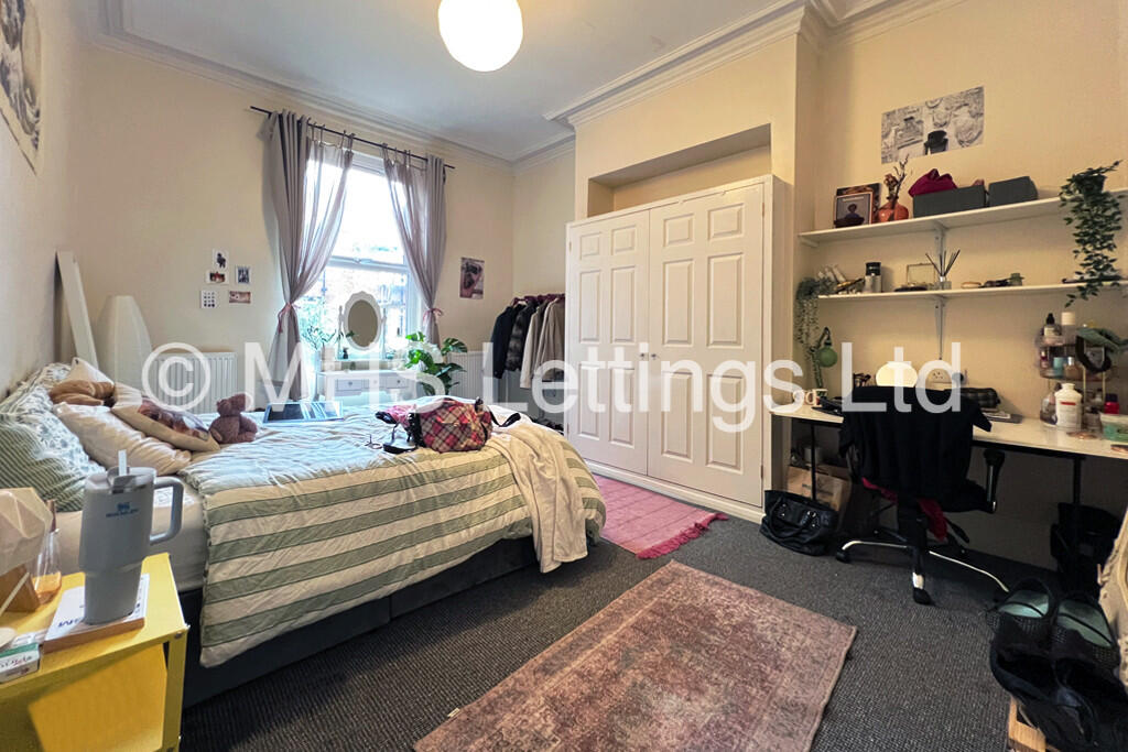 Bedroom-BWMK