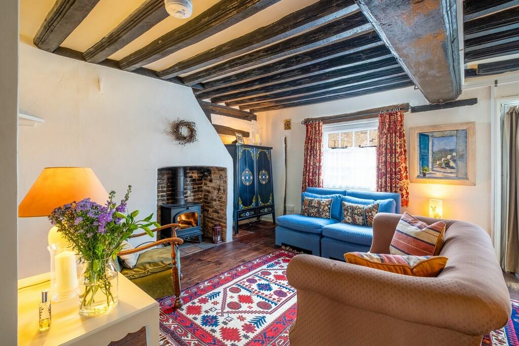 1440px-Neates Cot...