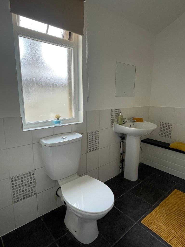 Upstairs Bathroom