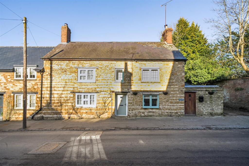 Herb Cottage, High Street, Culworth (16).jpg
