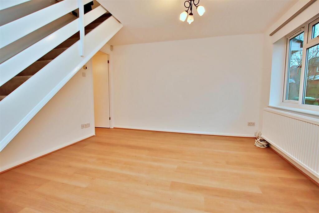 Cygnet Close, Borehamwood