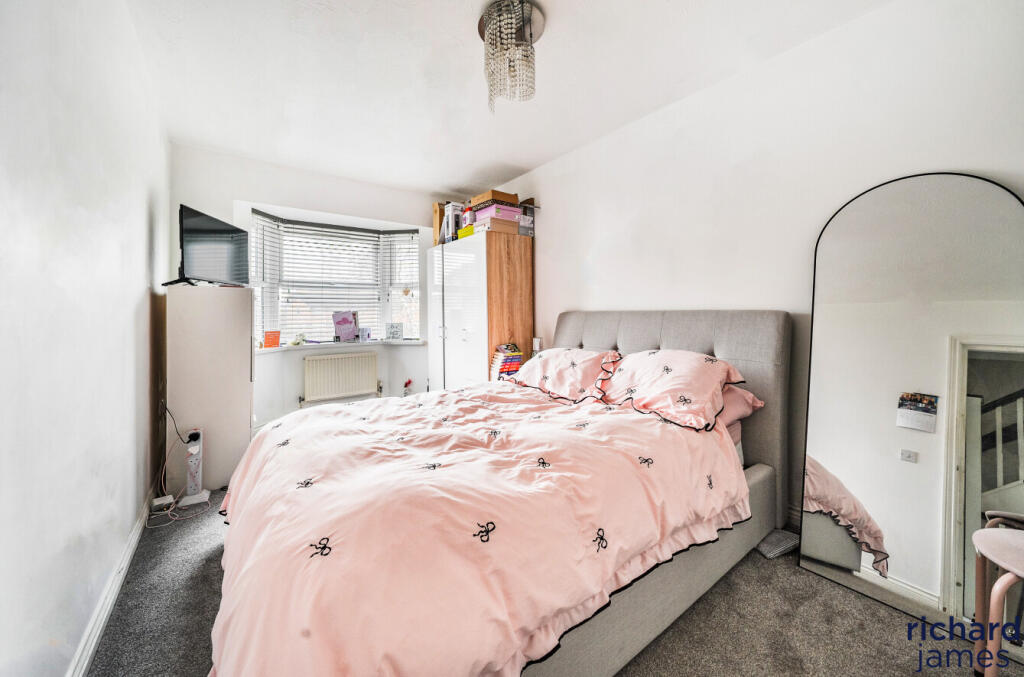 bd676fa4bea54547b3fb70b83570f5f8