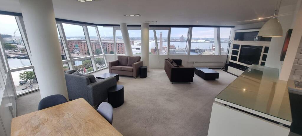 PHOTO-2025-08-11-20-36-09 (3).jpg