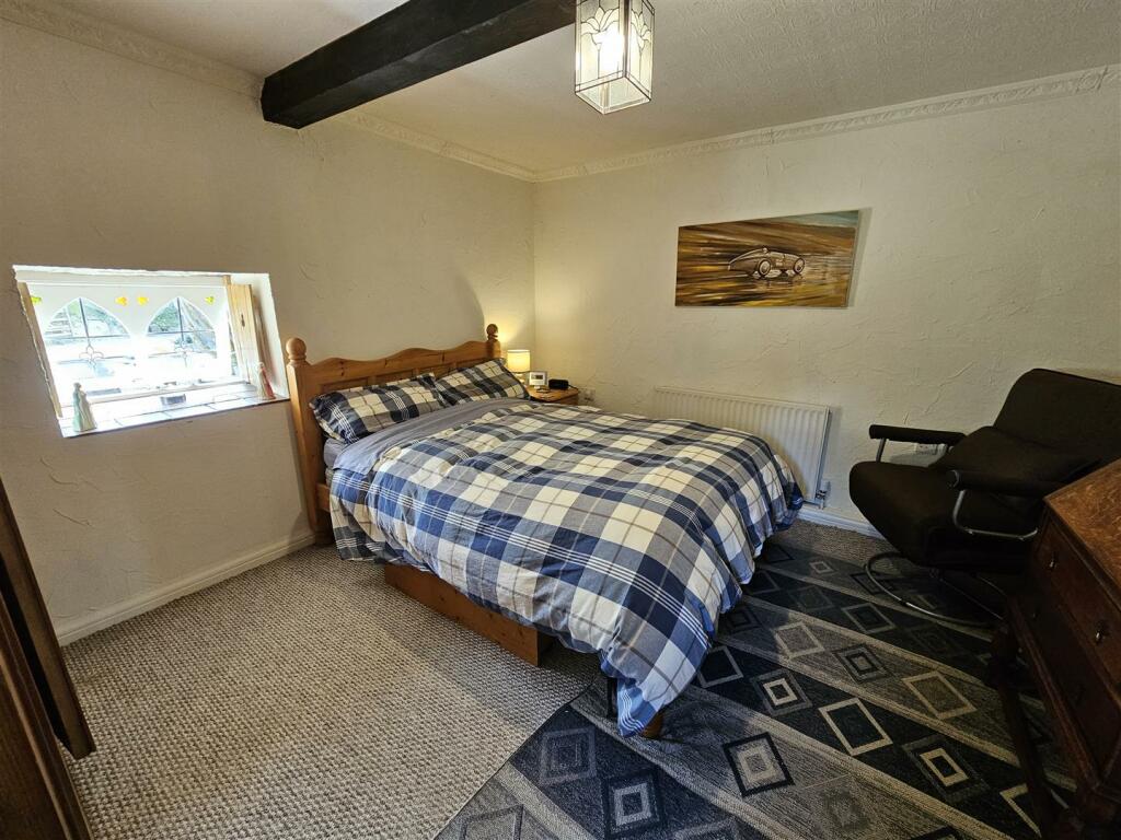 Bedroom 3.jpg