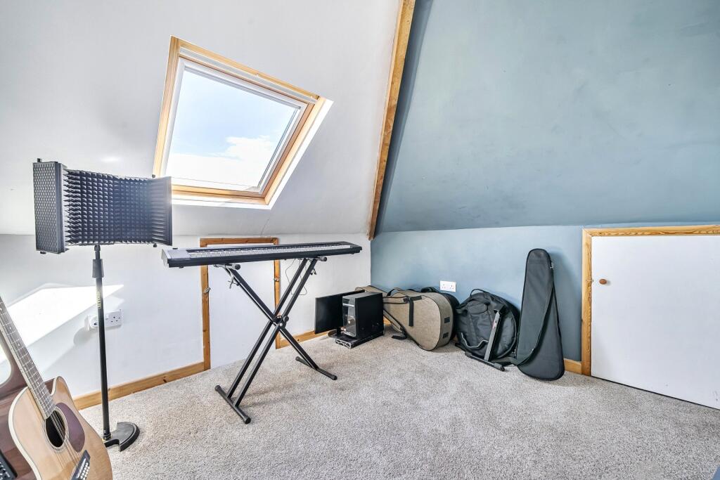 Dressing/Office Room