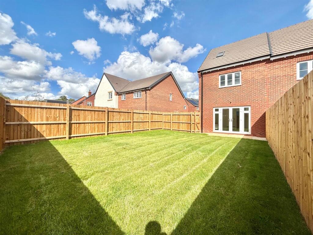 WhatsApp Image 2025-09-15 at 16.37.35_1e4c1cce.jpg