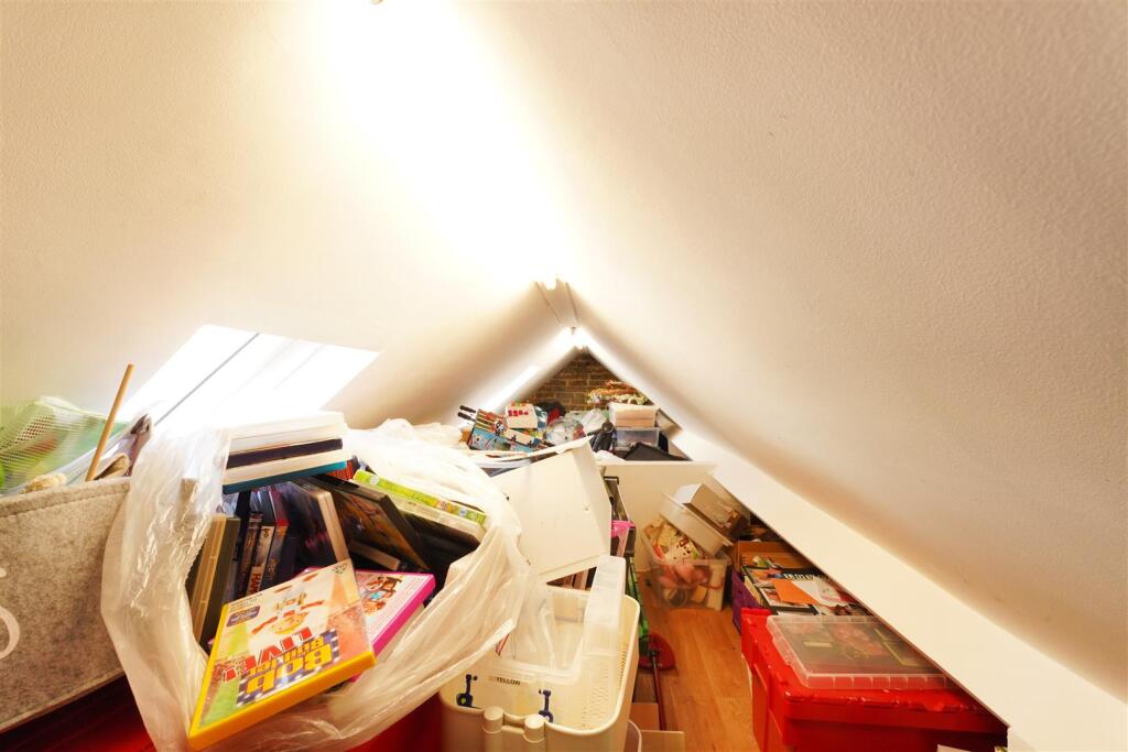 Rochester 62 Stanhope rd  (14).jpg