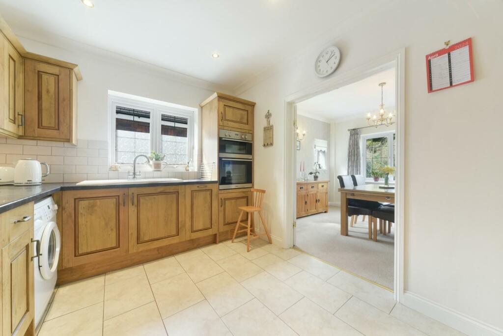 CHAPEL WAY, 127- (5).jpg