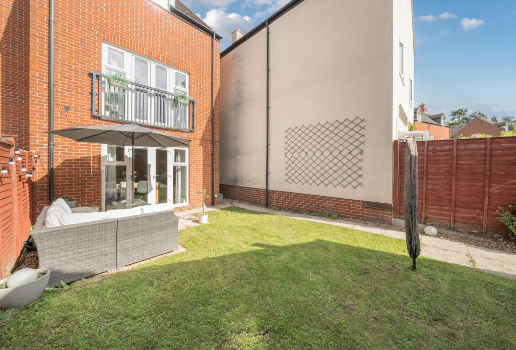 1348318-8-68cd693...