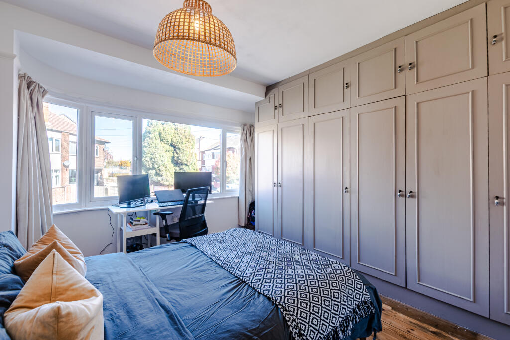 bedroom1b