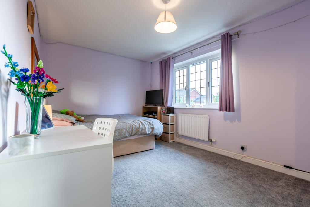 Robinson-David-Estate-Agents-Gloucester-Cherringto
