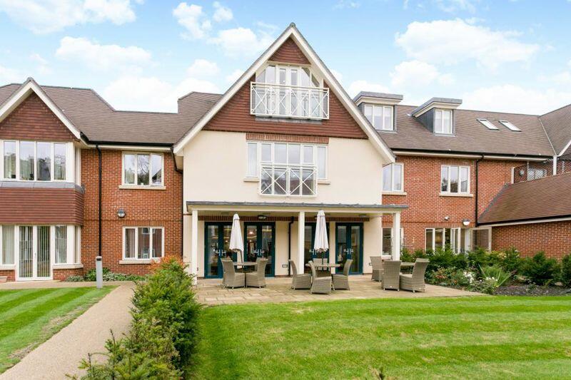 External seating outside bistro