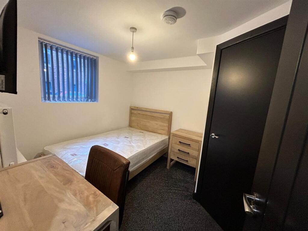 Room 1 .jpg