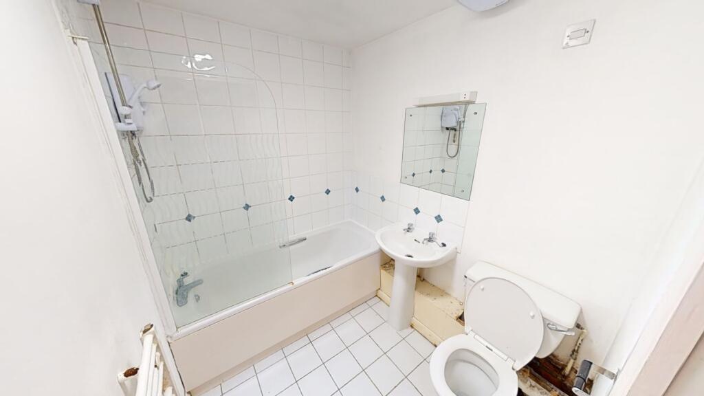 26 RVC bathroom