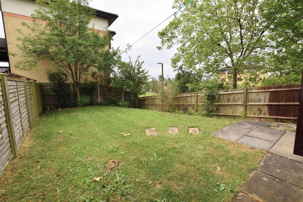 34 Wimbledon Place new garden