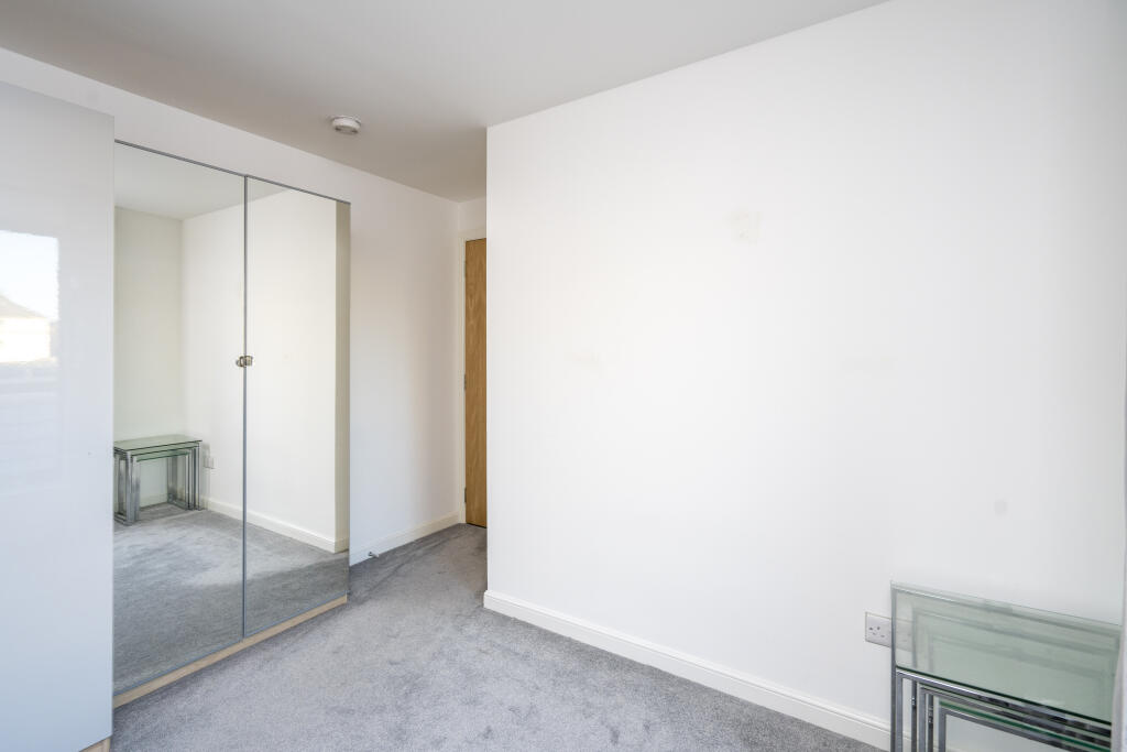 6 (18) Papermill Wynd, Edinburgh