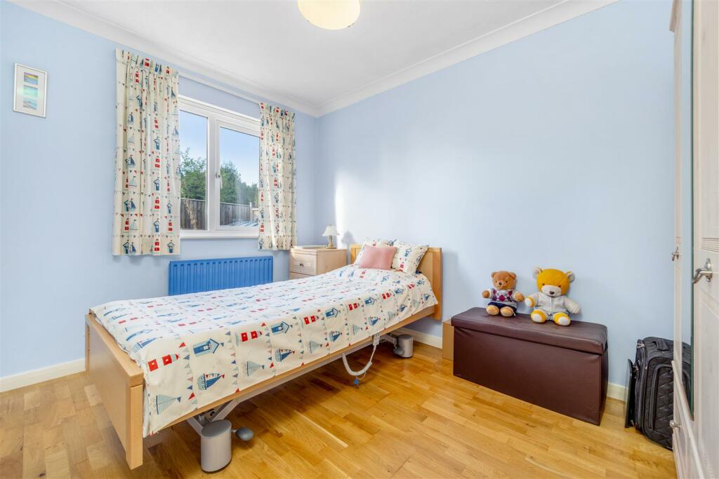 64 Bede Crescent (Benington)-25.jpg