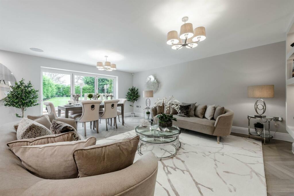 Dining/Family area