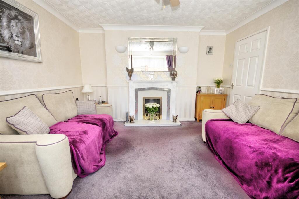 DSC_6724_Interior 4.jpg