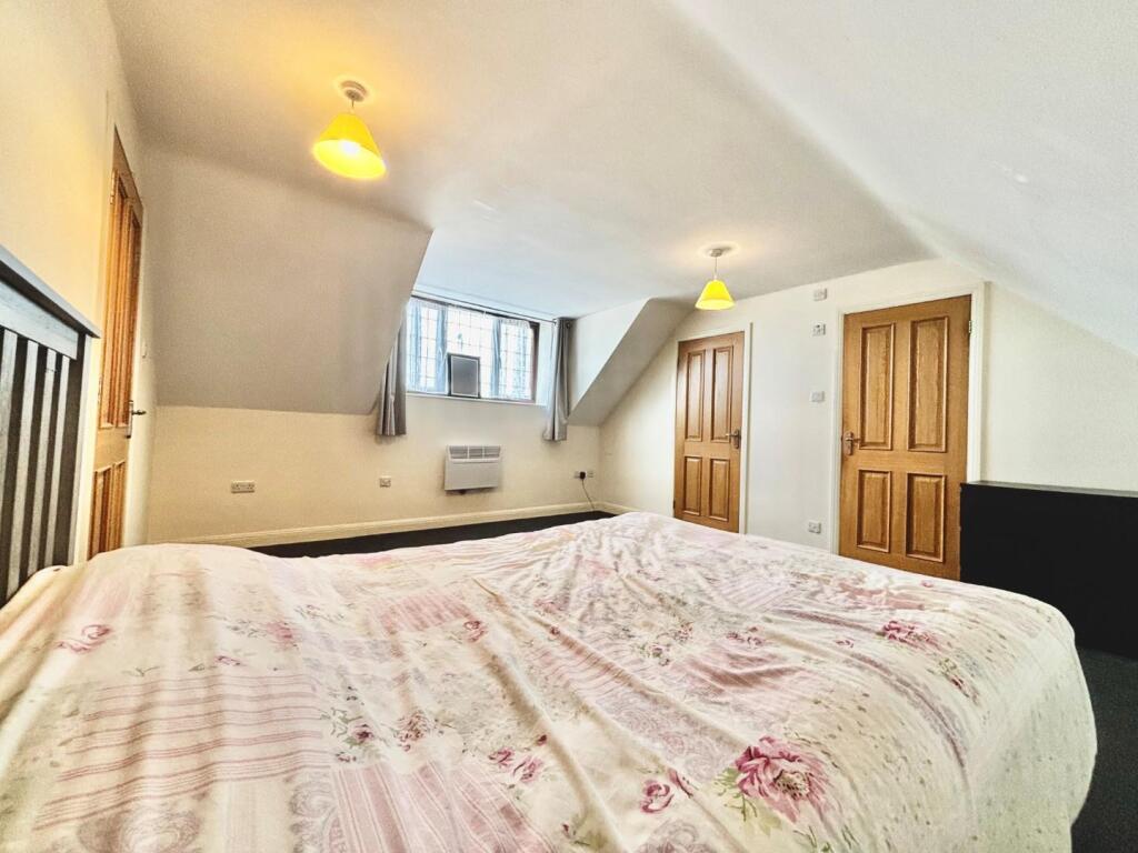 Bedroom 2.jpg