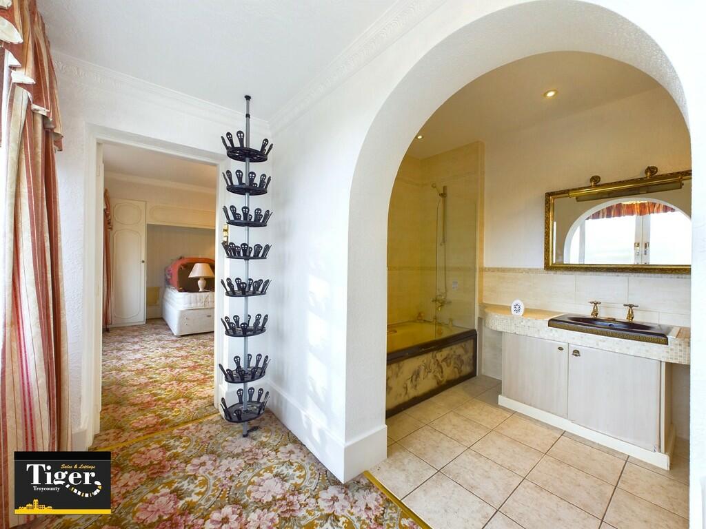 CAM03440G0-PR0199...