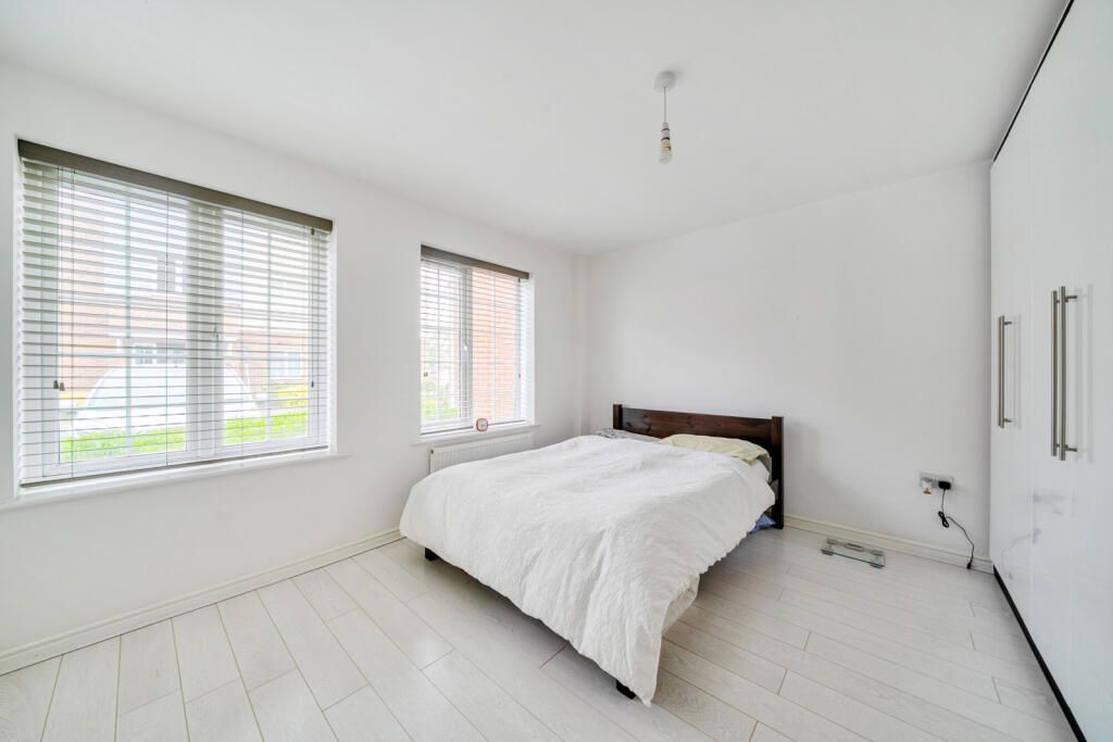 1293755-5-68262c7...