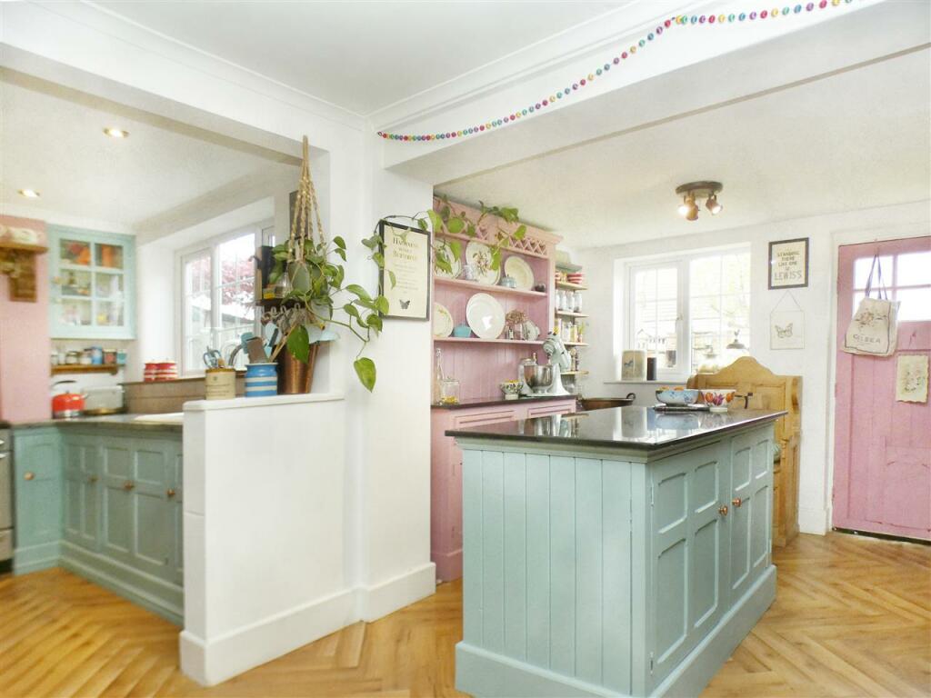 Breakfast Kitchen
