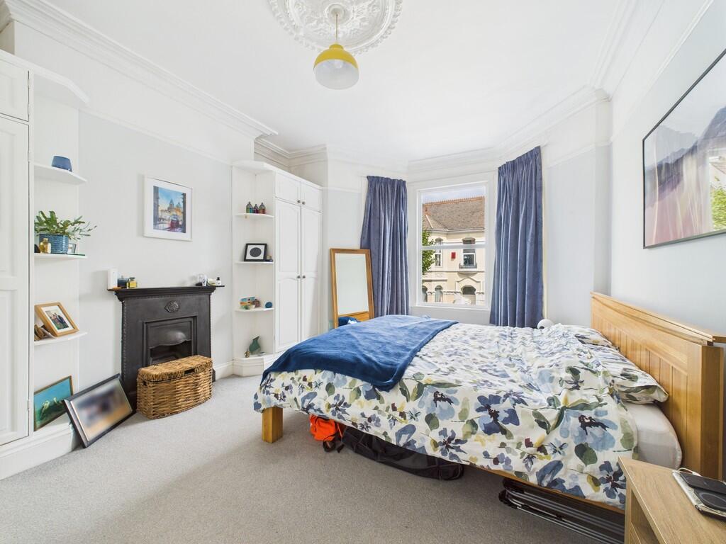 CAM02089G0-PR0541...