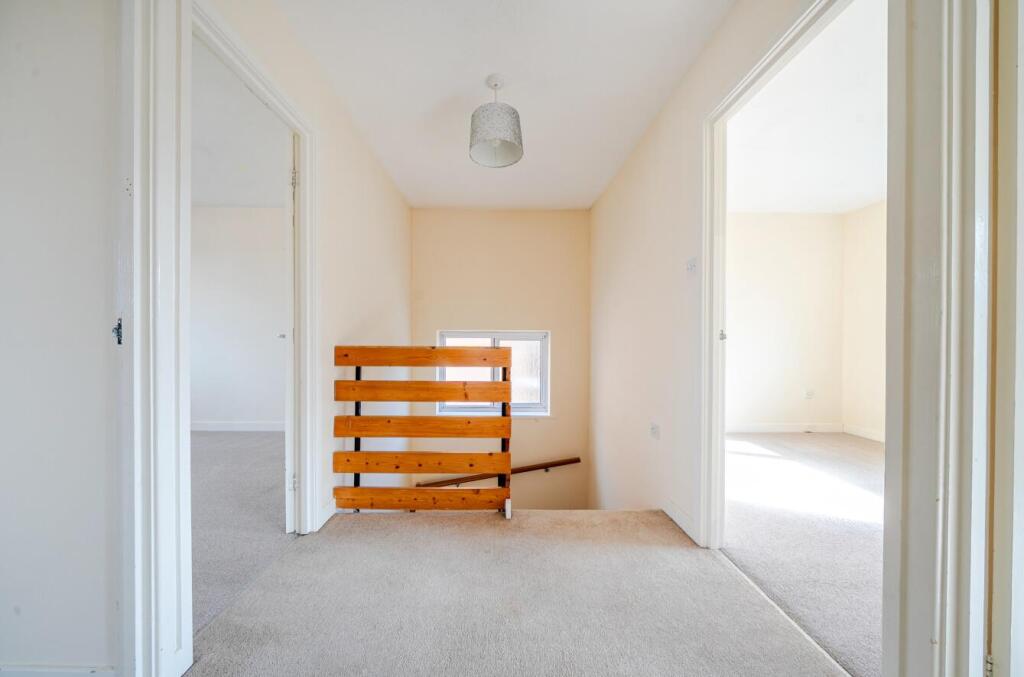 26 Merton Road