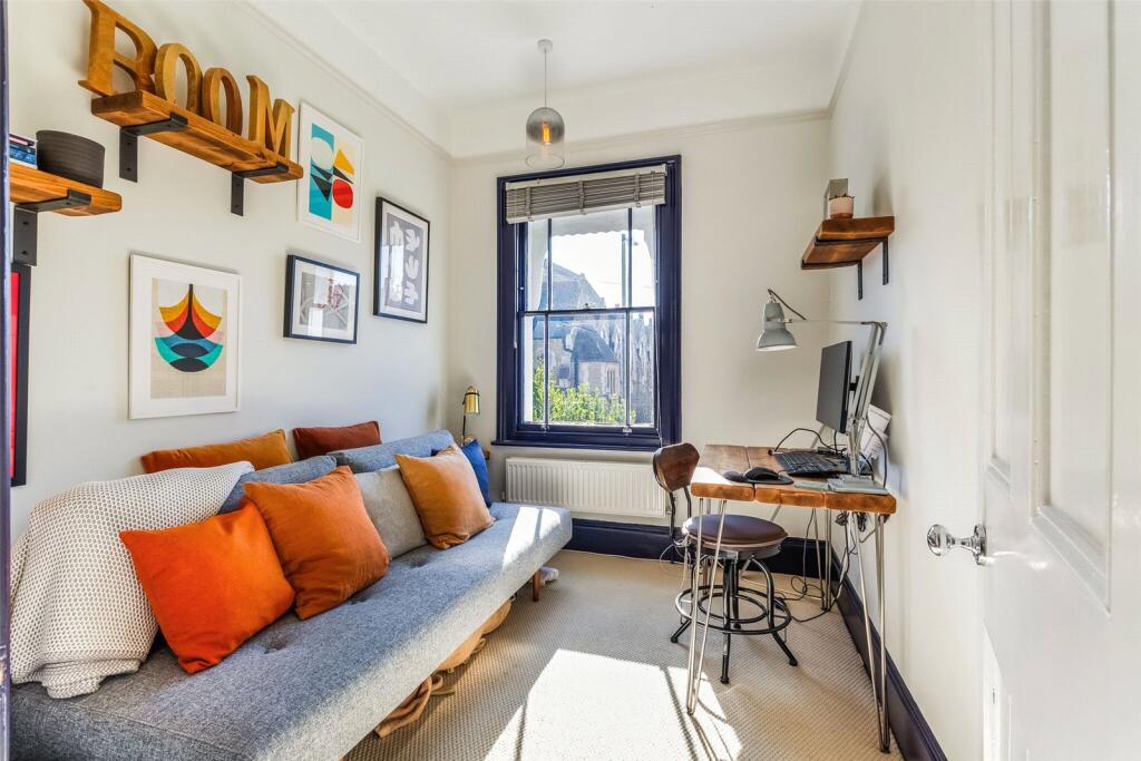 Bedroom 4/Study