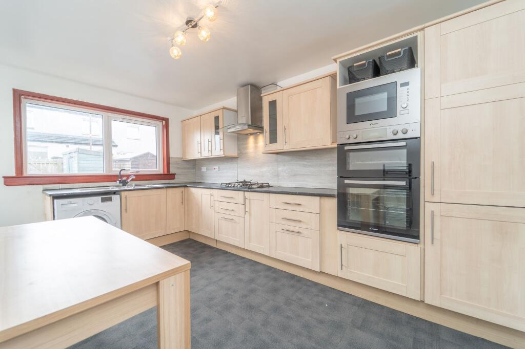 Breakfasting Kitchen