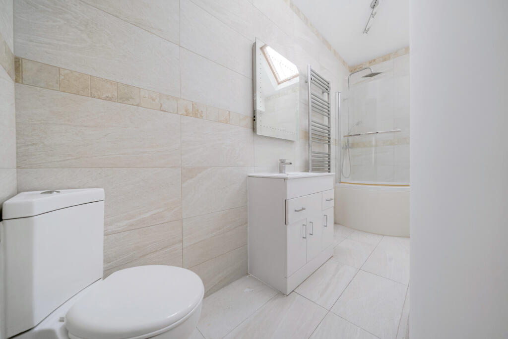 1374645-19-692dd4...