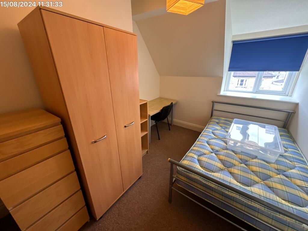 Flat2Upper58AlmaRoad-Bedroom3-13882317-71-0 (1)