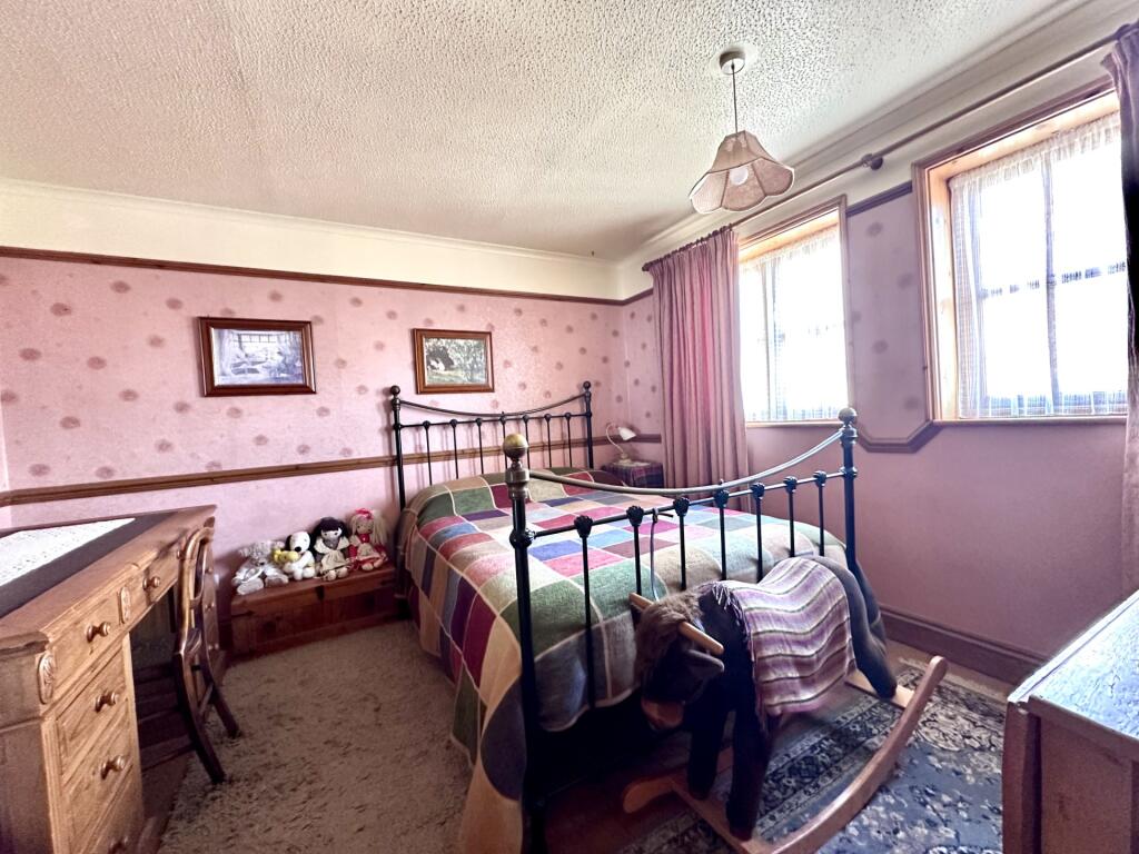 Bed 1