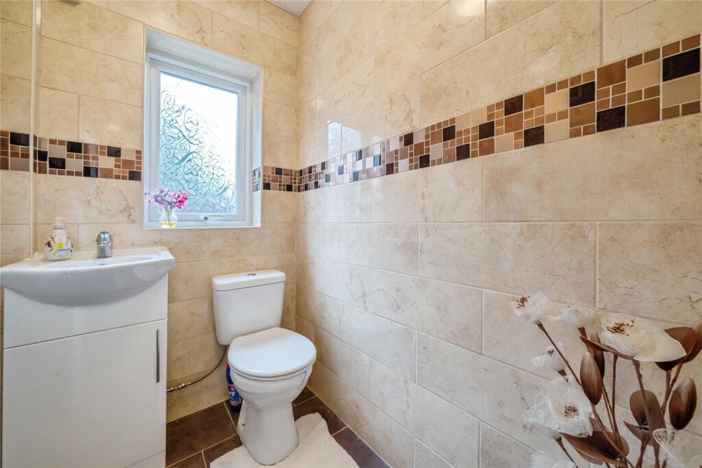 Donwstairs Cloakroom