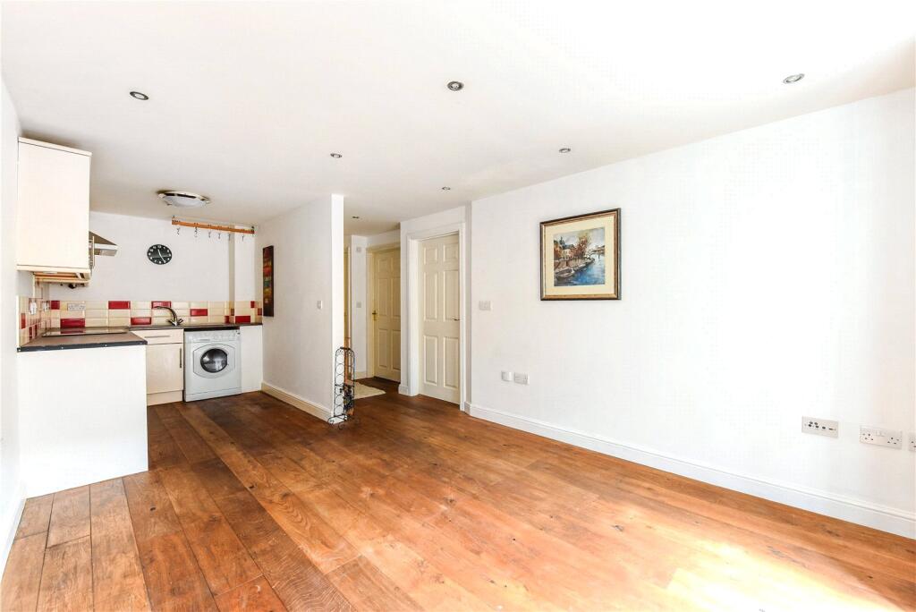 Kitchen/Living Room