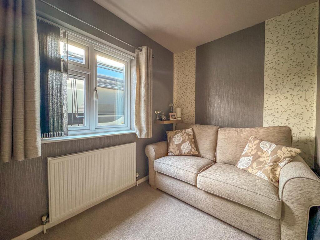 Thirlmere Avenue - Image-4.jpg