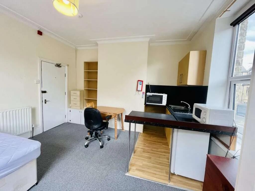 Flat_5_2_Harcourt_Road