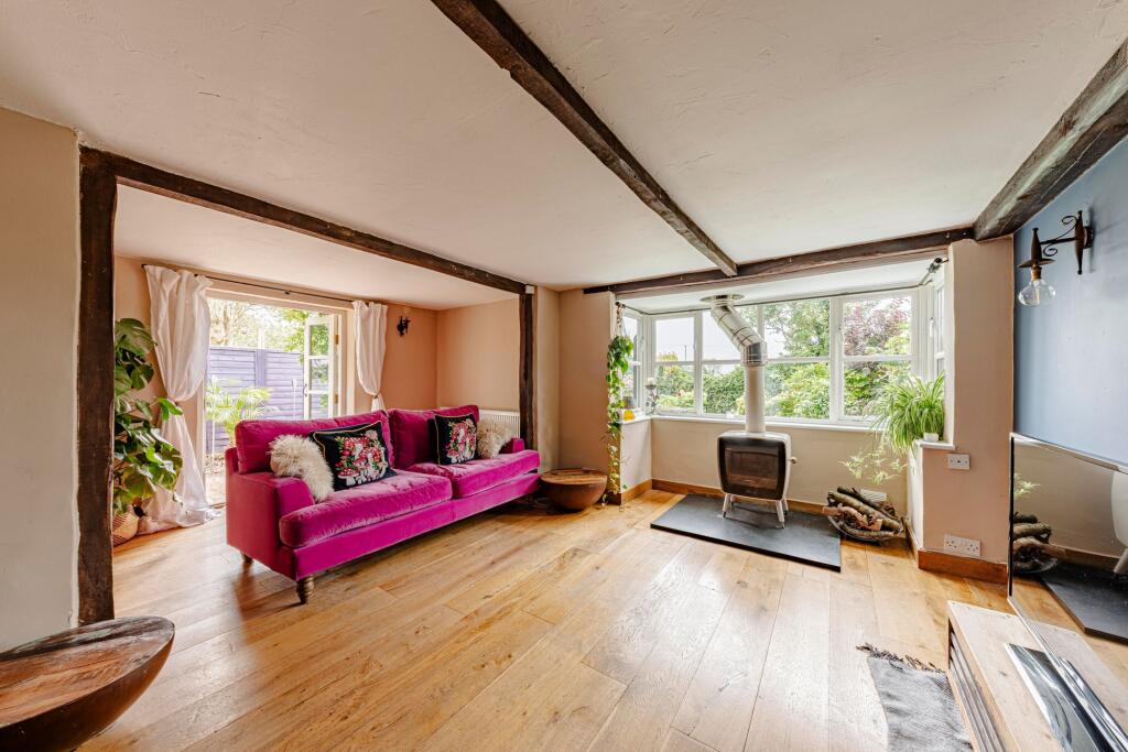 Living Room (1)